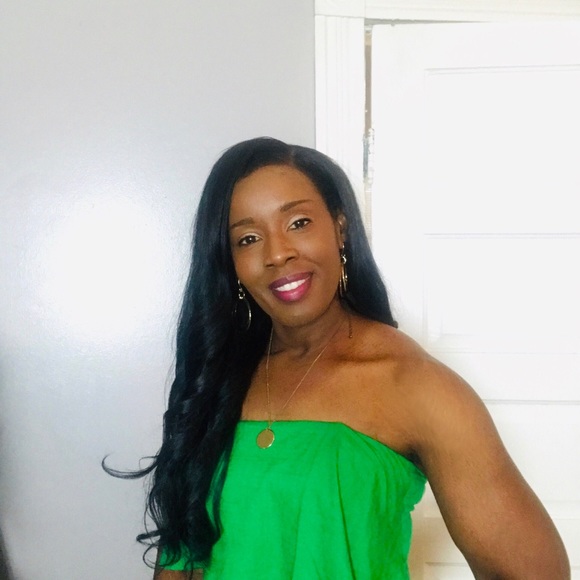 Meet your Posher, Roberta - Picture 1 of 1